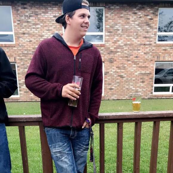 Meet your Posher, Kyle - Picture 1 of 1